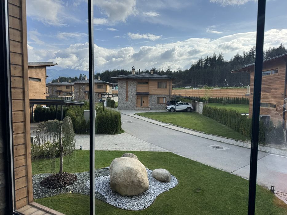 Резитба на овощни дръвчета и професионално озеленяване