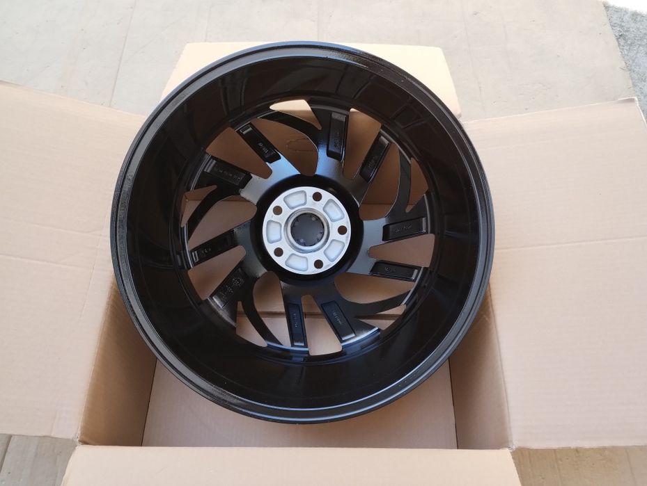 Jante 18 Hyundai Tucson Santa Fe Kona Ioniq IX35 IX55 
5 x 114.3 R18