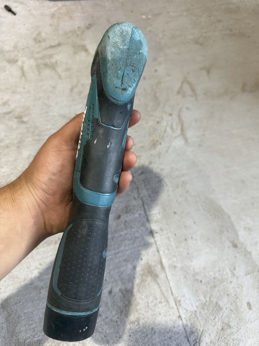 Makita 12V ъглова дрелка с батерия