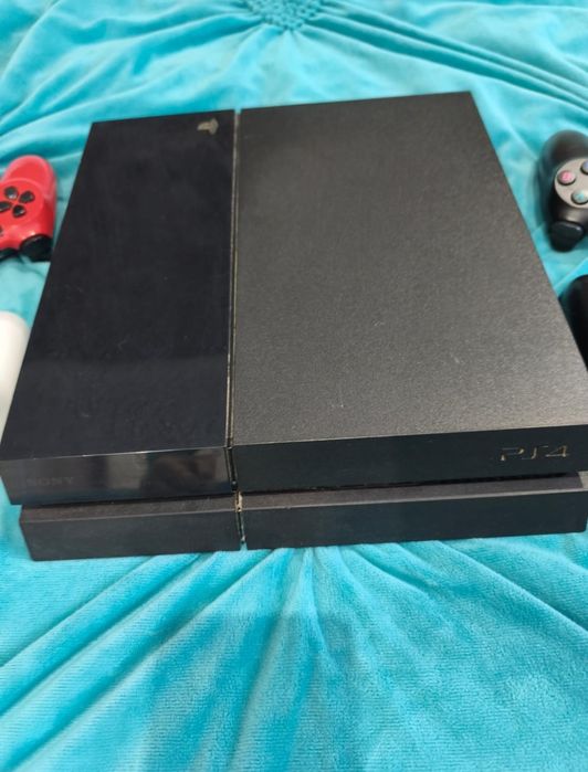 Vând ps 4 825gb perfect functional