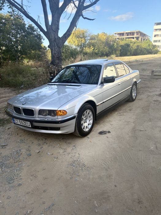 BMW Seria 7 2001 — imagine 4