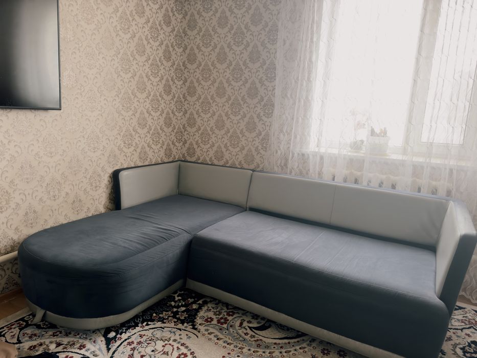 Диван сатылады фирменный
