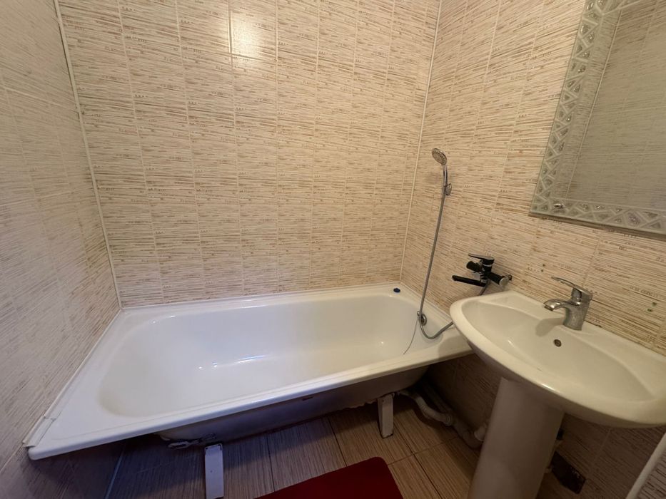 Сдам 1 ком кв на батысе