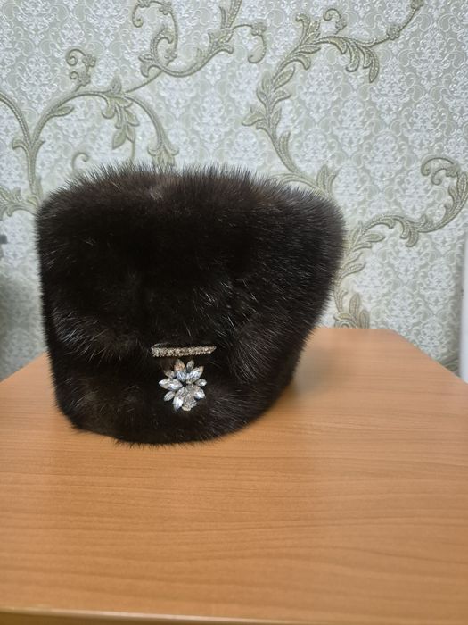Шапки норковые б/у