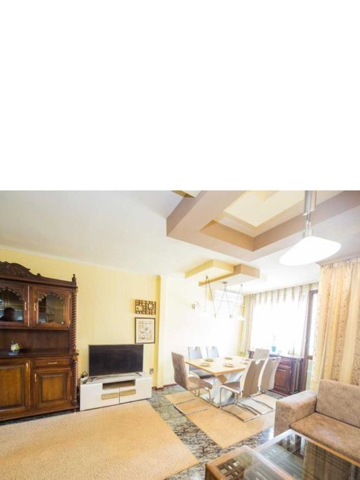 Дава се под наем Тристаен апартамент в Бургас, Лазур - 100 кв.м за 816 € - Снимка #2