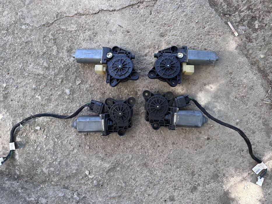 Стъклоповдигачи Mercedes C200/C220/C270 W203 2003Година