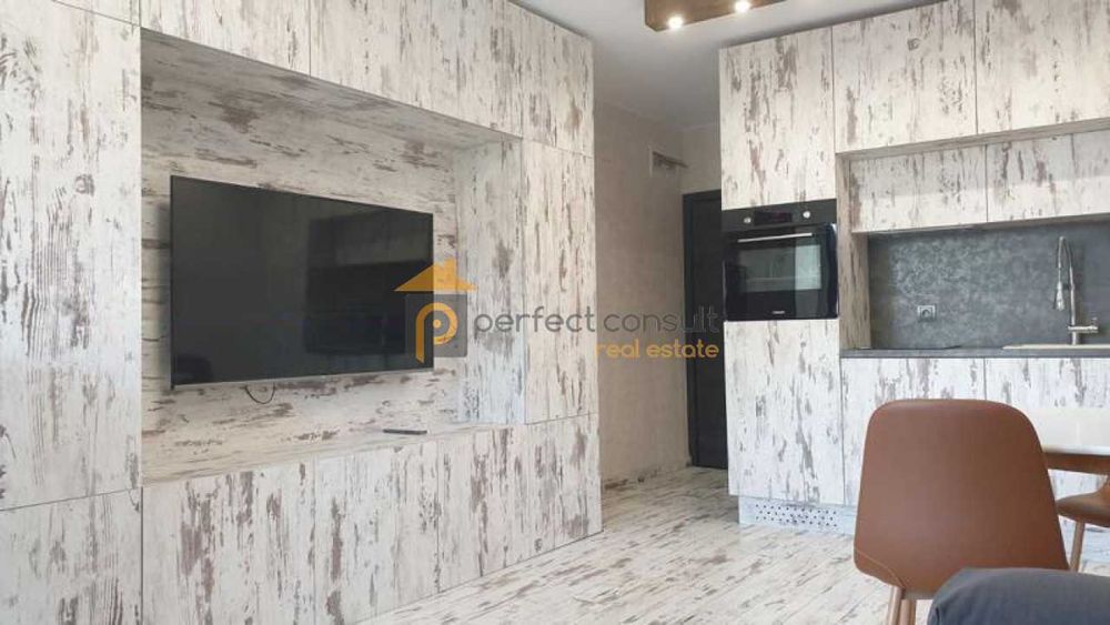 Дава се под наем Едностаен апартамент в Пловдив, Център - 36 кв.м за 360 € - Снимка #3