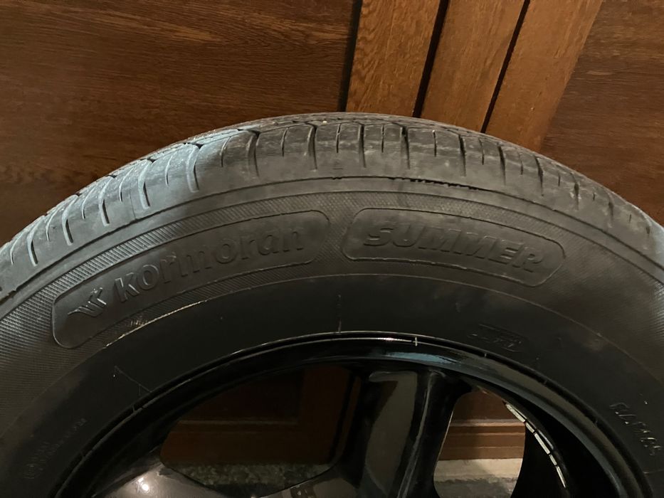 Всесезонни гуми 235/65/17