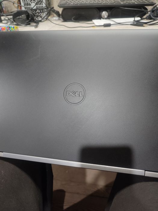 DELL latitude E 5570g