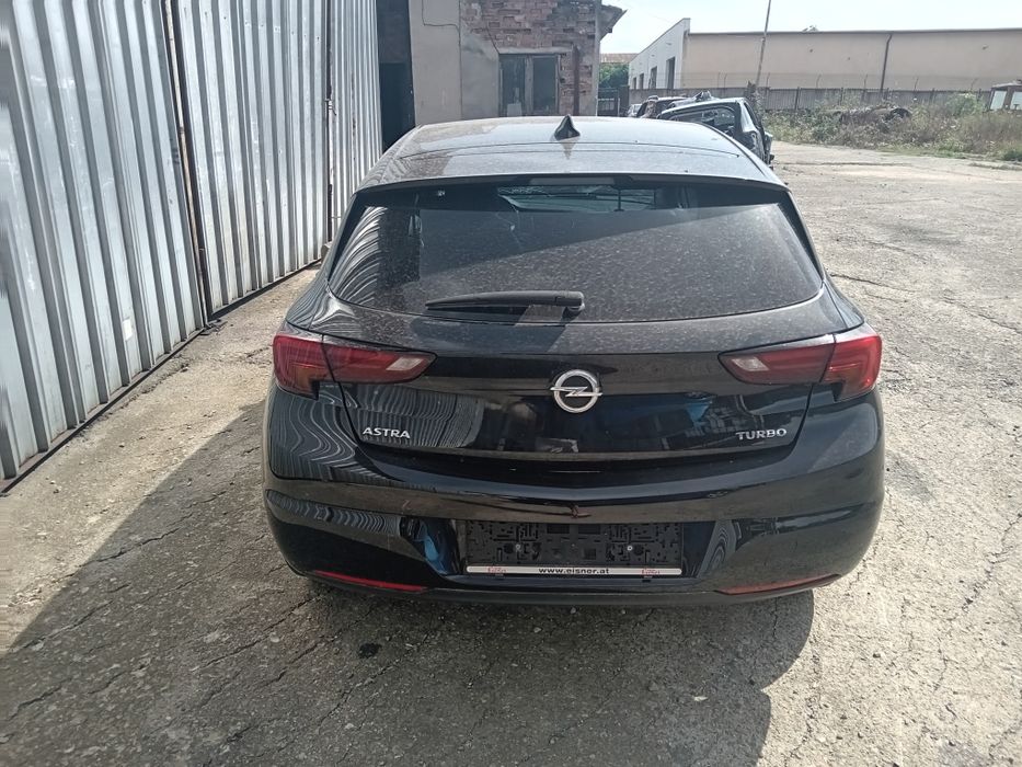 Opel astra K 2018Г 1.4 Турбо здраво табло и колани,навигация
