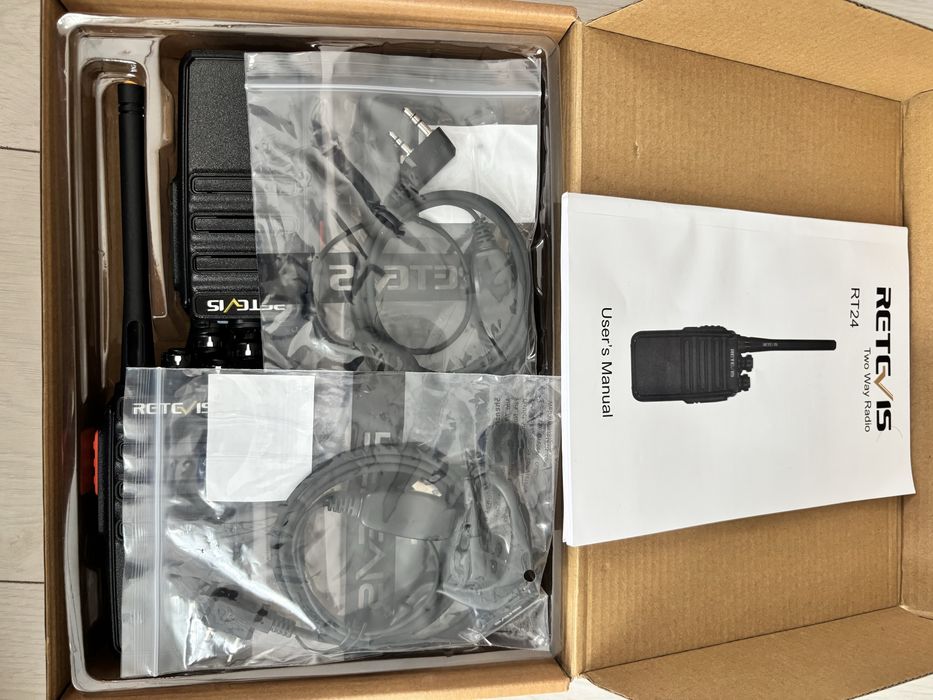 Stații Walkie Talkie Retevis, 16 canale, cu căști și încărcare USB