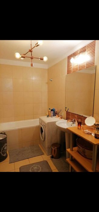 Vand apartament cu 2 camere transformat in 3 rezidential Confort City