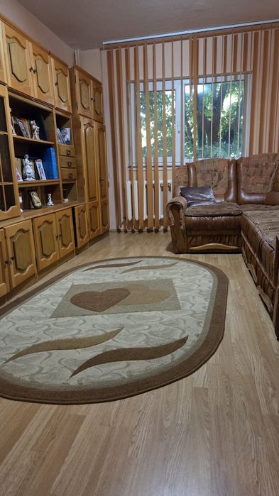 Vând apartament decomandat 2 camere