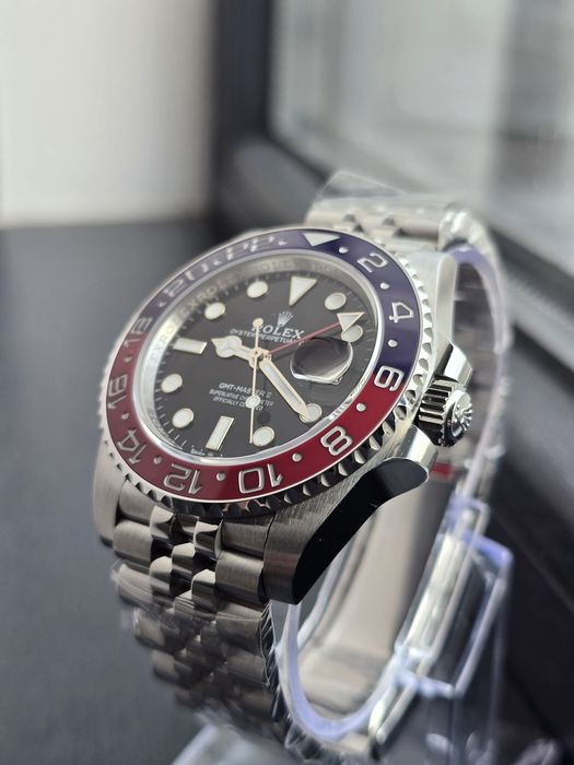 Rolex GMT II Pepsi