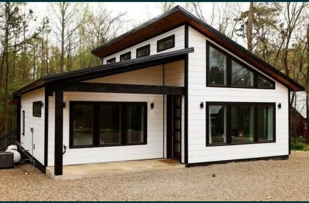 Vand case pe structura metalica si cabane