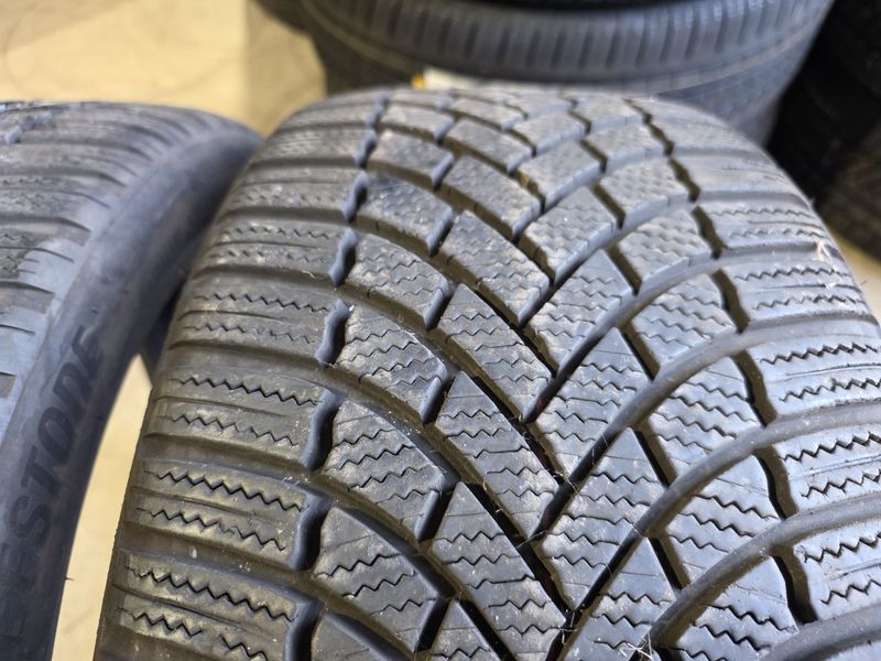 225/40/19 BRIDGESTONE 2бр