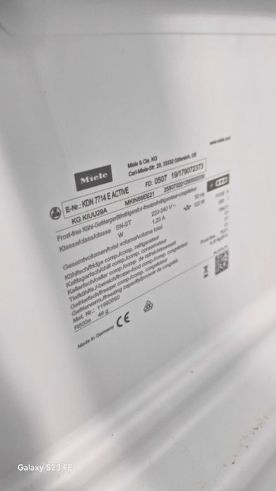 Хладилник за вграждане Miele KDN7714 Active E