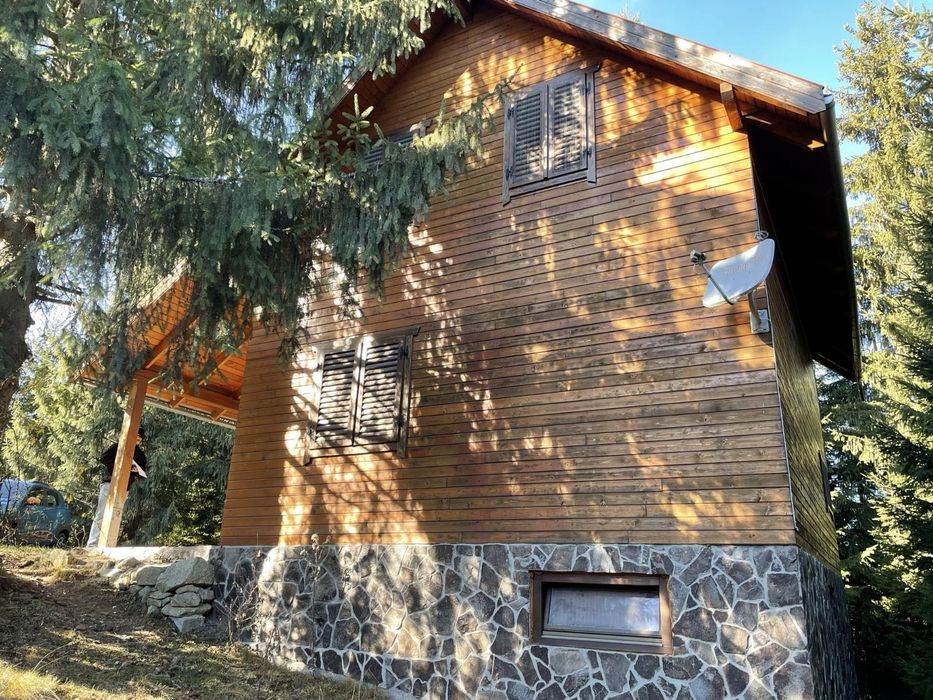 Casă de vacanță de vânzare – Tengheler, lângă Ditrău