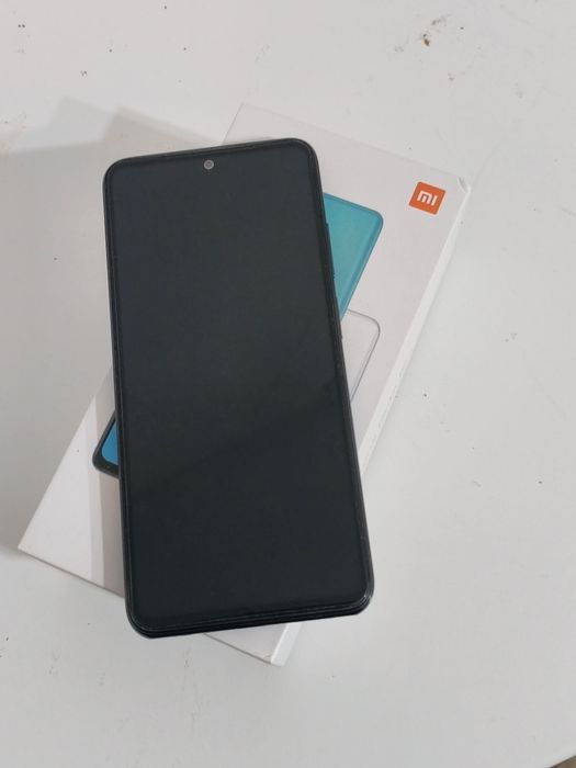 Продам редми нот 10