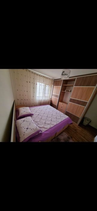 Inchiriez apartament