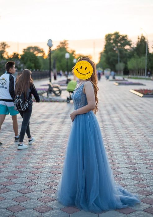 платье вечернее б/у