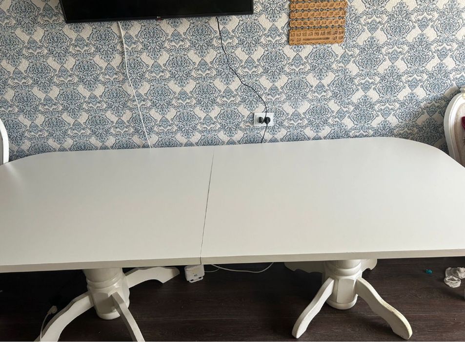 Продаем стол за 50000 тыс