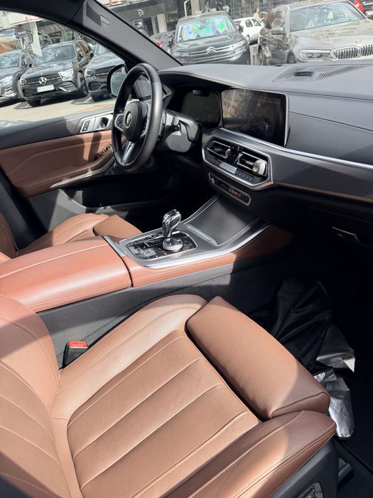 BMW X5 xDrive 30d, An 03.2019, km=95500, culoare negru metalizat, stare excelentă