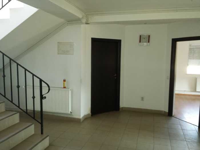 Inchiriez hala in Oradea iesirea spre Cluj