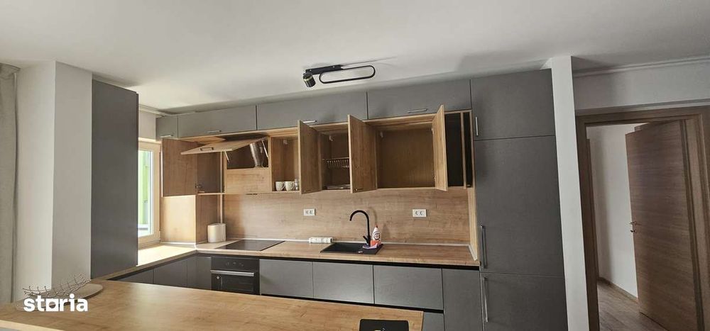 De închiriat apartament 3 camere Top City, Brașov