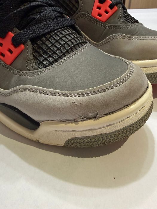 Pantofi sport Jordan 4