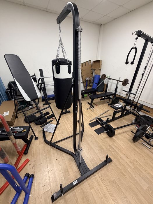 Bara haltere 180 cm. 10 kg. 28 mm, noua pret 200 lei, predare in sec.4