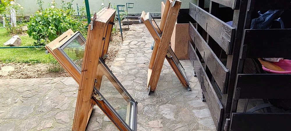 Ferestre VELUX originale (2 buc.)