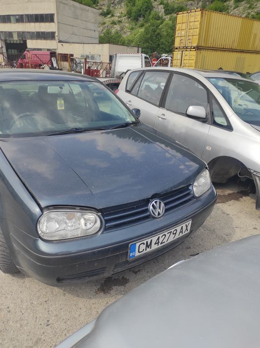Голф 4 1.6 105кс на части