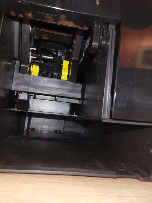 В ГАРАНЦИЯ Phillips EP2225/10 Espresso Кафемашина