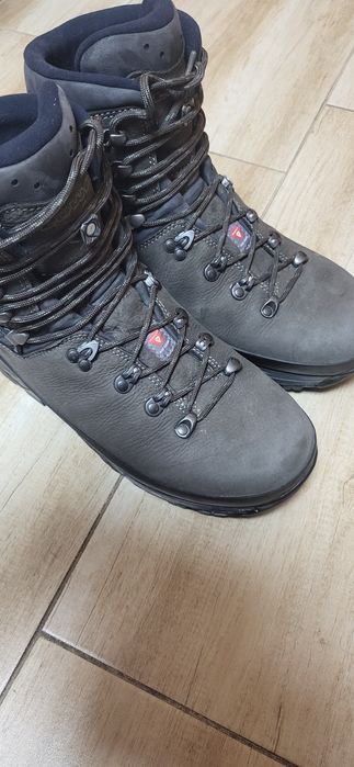 LOWA Tibet Superwarm GTX Goretex туристически обувки