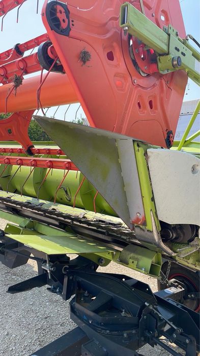 Делител за хедер за Claаs комбайна и John Deere