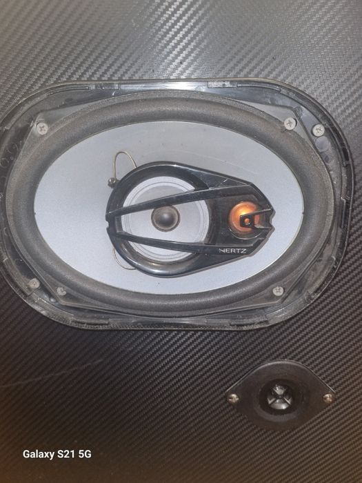 Колони за автомобил