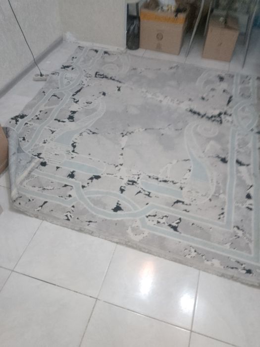 Продам ковер 2.10 на 1.95