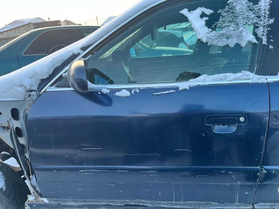 на ауди А6/С4 двери