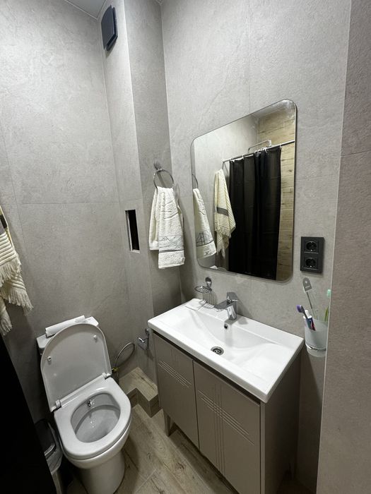 Kvartira ijaraga berilada 1 xonali Mirobod Quyliq masjidni oldida