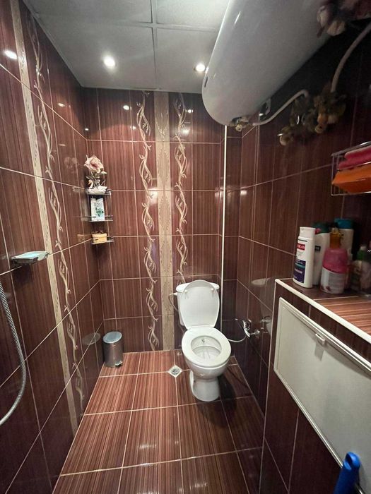 Тристаен апартамент 85 кв.м. за продажба в супер центъра на Казанлък