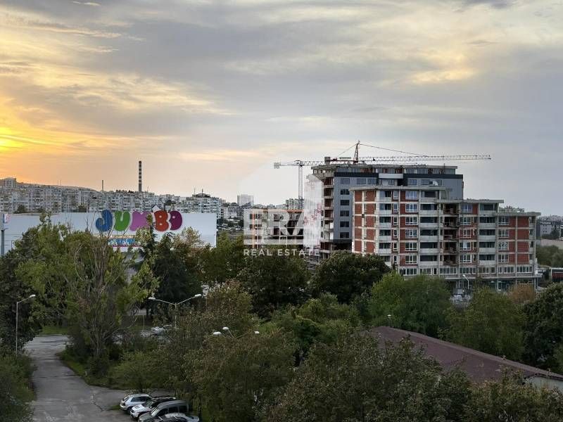 Продава се Тристаен апартамент в Варна, Владислав Варненчик - 100 кв.м за 1209 €/кв.м - Снимка #2