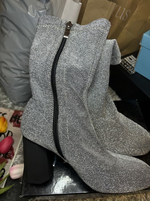 Маратонки и обувки