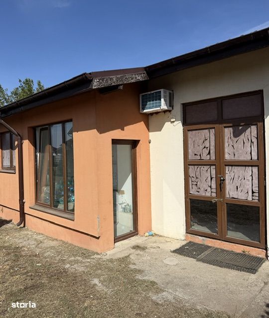 Teren 500 mp, spatiu depozitare 65mp, beci 21mp