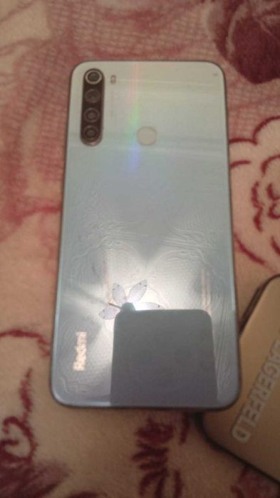 Срочно обмен на айфон 8+ черный