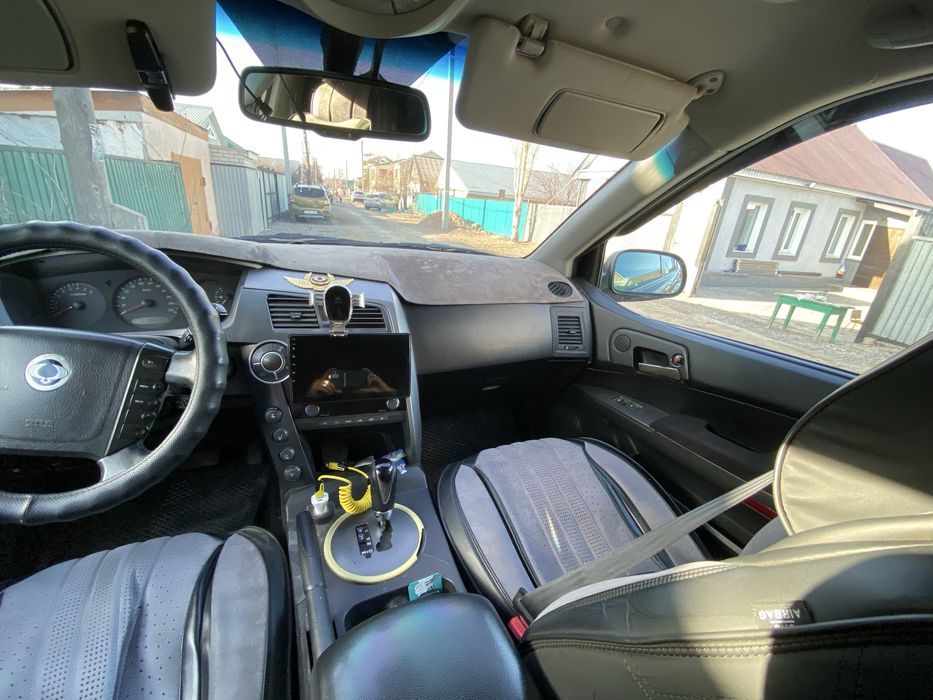 Продам машину Ssang young kyron 2014