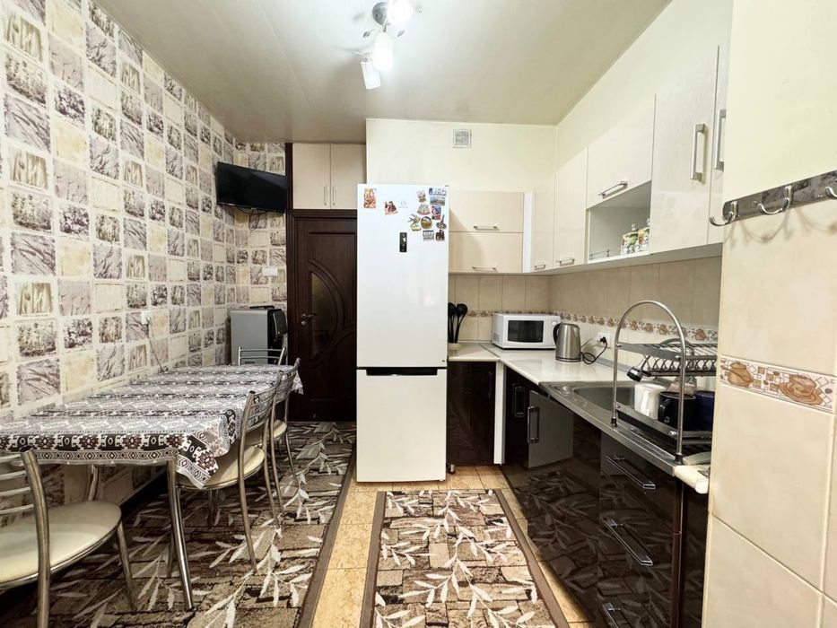 Аренда Метро Ойбек 4/1/9 срочно