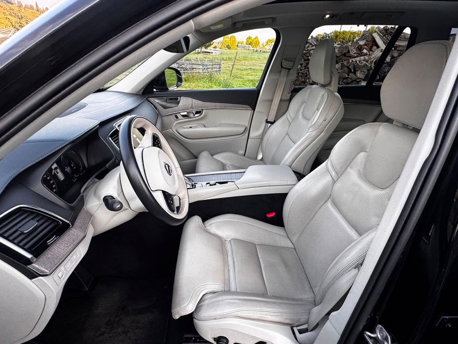 Volvo XC90 , An 2022