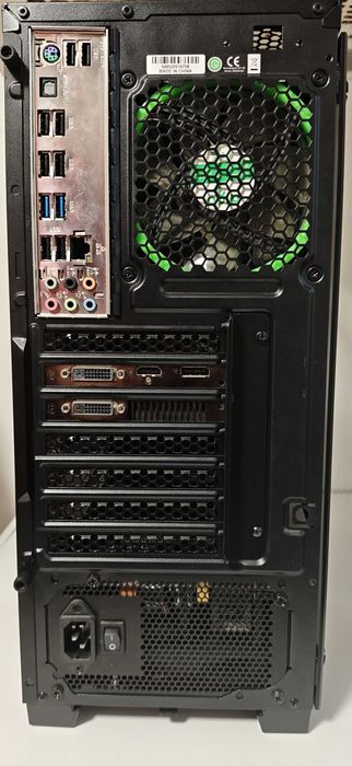 Продавам геймърски компютър.