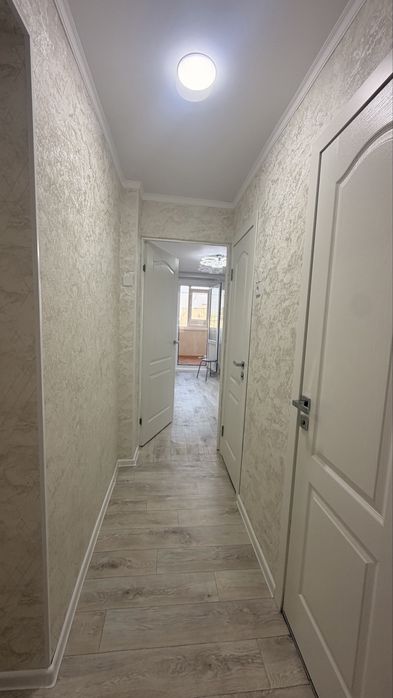 Продам 3 к.кв в 11 мкр